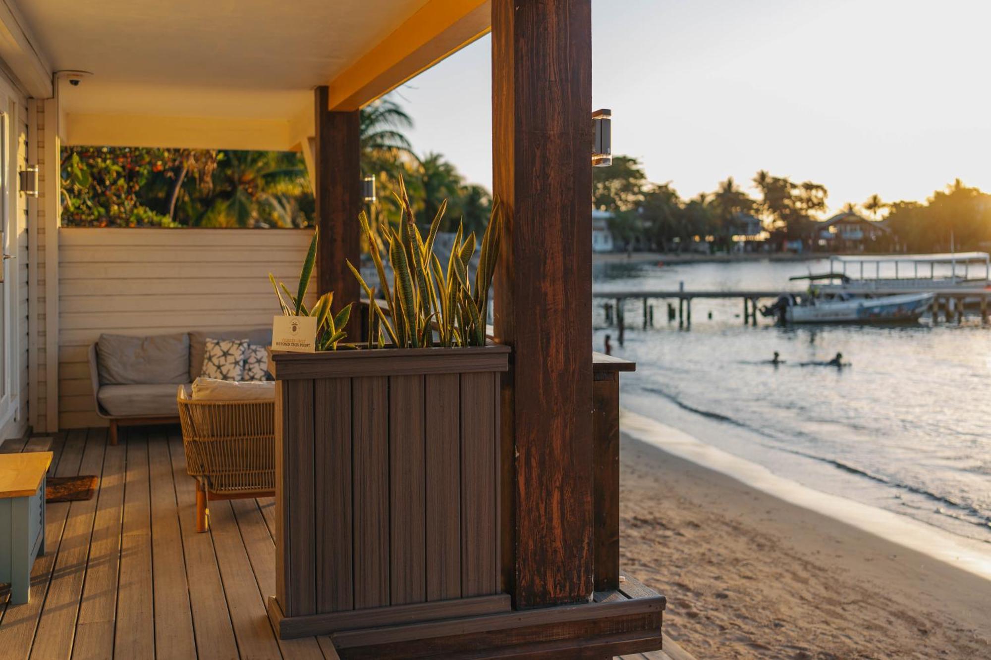 The Beach House Boutique Hotel West End Exterior foto